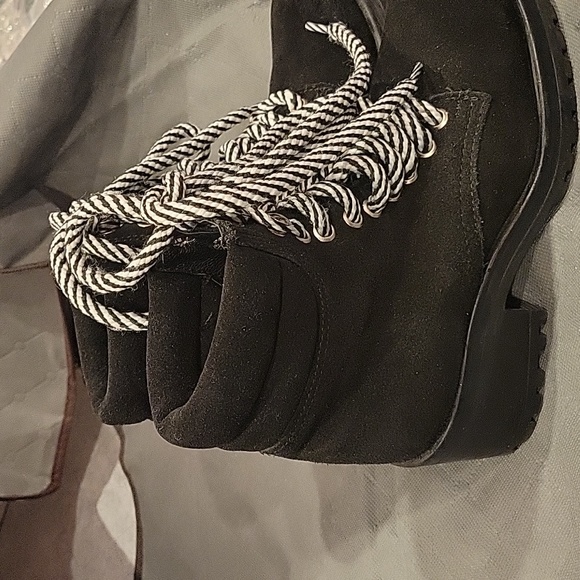 Steve Madden Genny combat boots - Picture 3 of 5